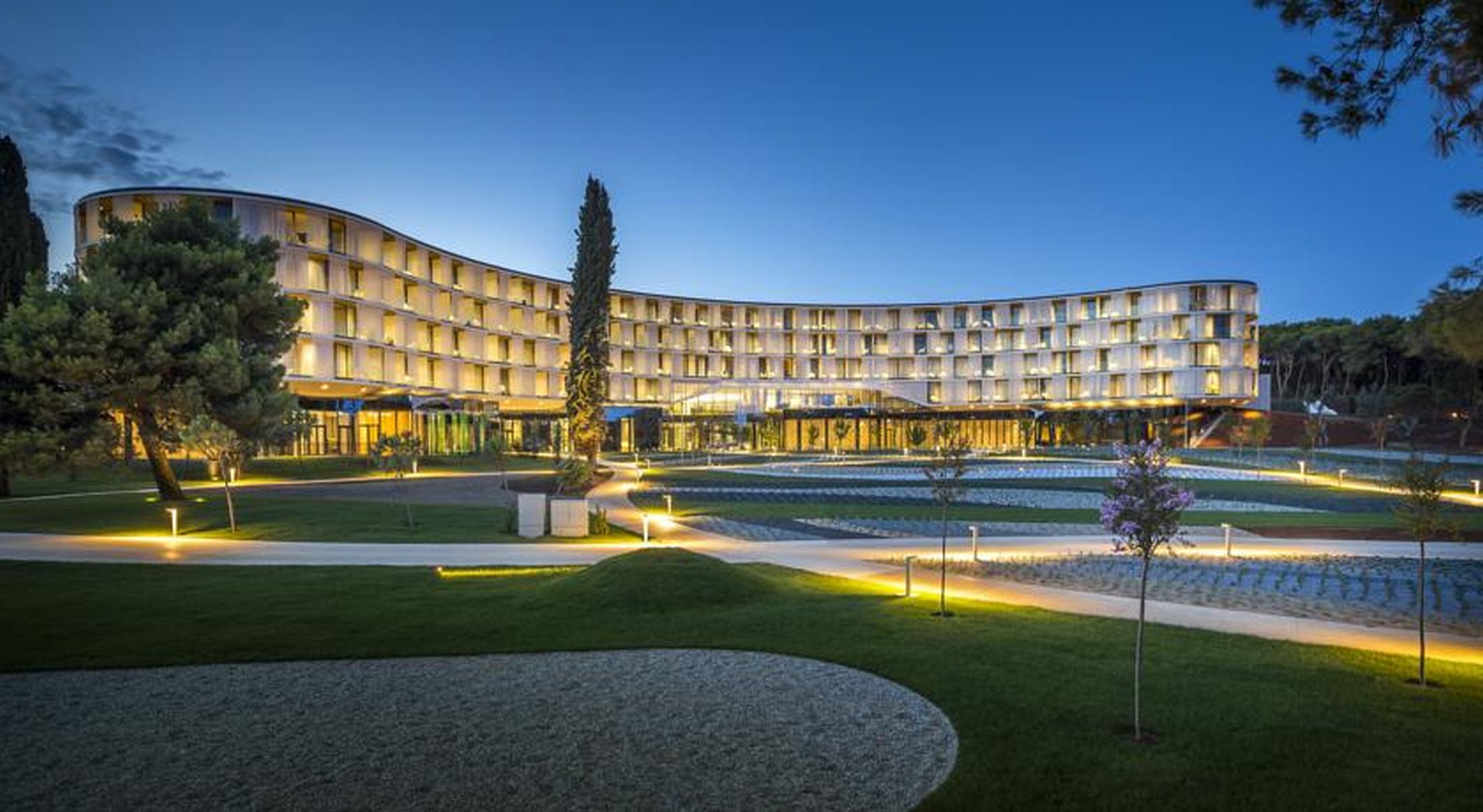 Maistra Select Family Hotel Amarin Ровінь Екстер'єр фото